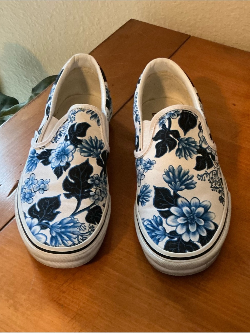 Vans White Slip-On Sneakers with Blue Floral Design - Picture 2 of 5